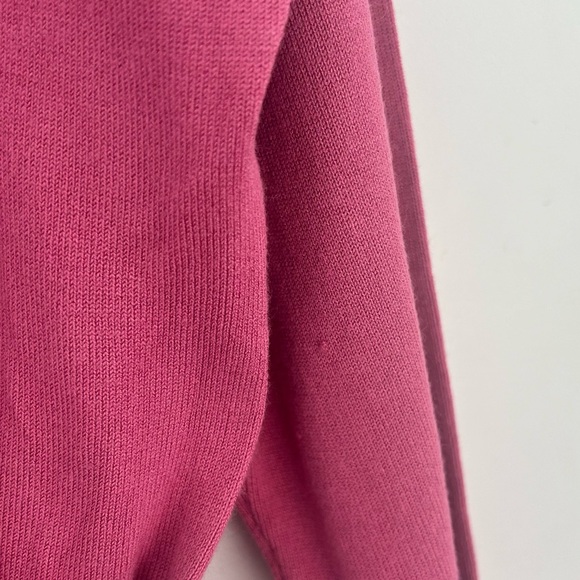 🎉2 for $15🎉 Dark Pink Reitmans Sweater - Picture 3 of 5